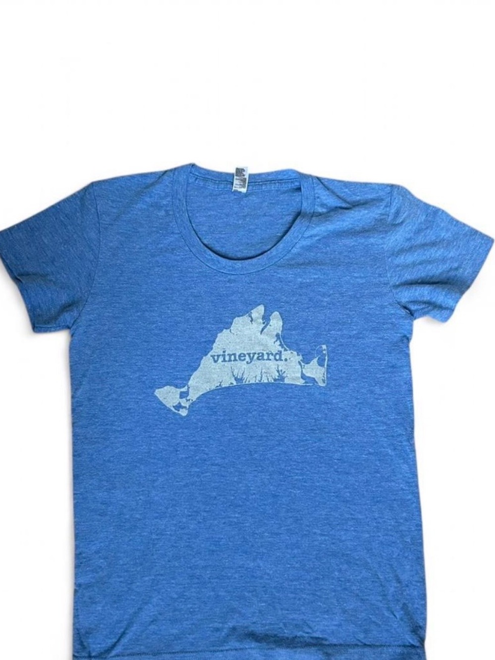 Women’s Blue Martha’s Vineyard Graphic Tee. Size S.